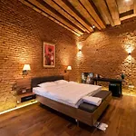 Guest house Casa Nym