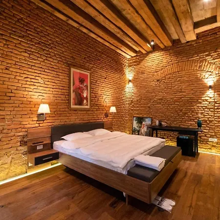 Guest house Casa Nym