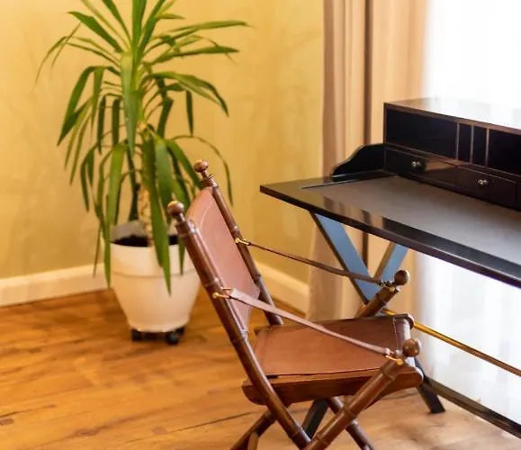 Casa Nym בראשוב